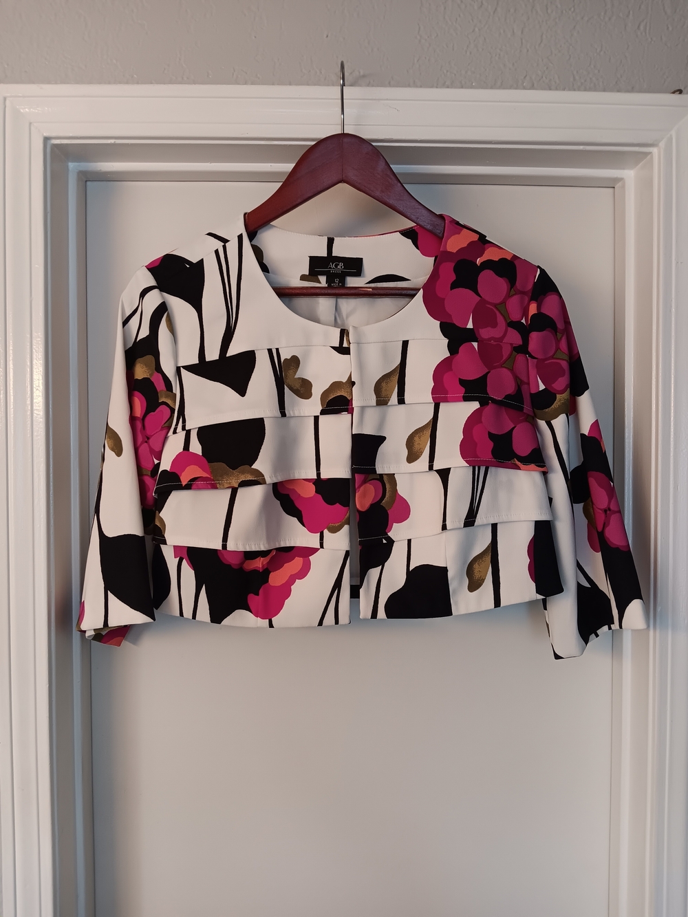 AGB Dress Floral Tiered Cropped Blouse Jacket in White, Black, Pink, and Green